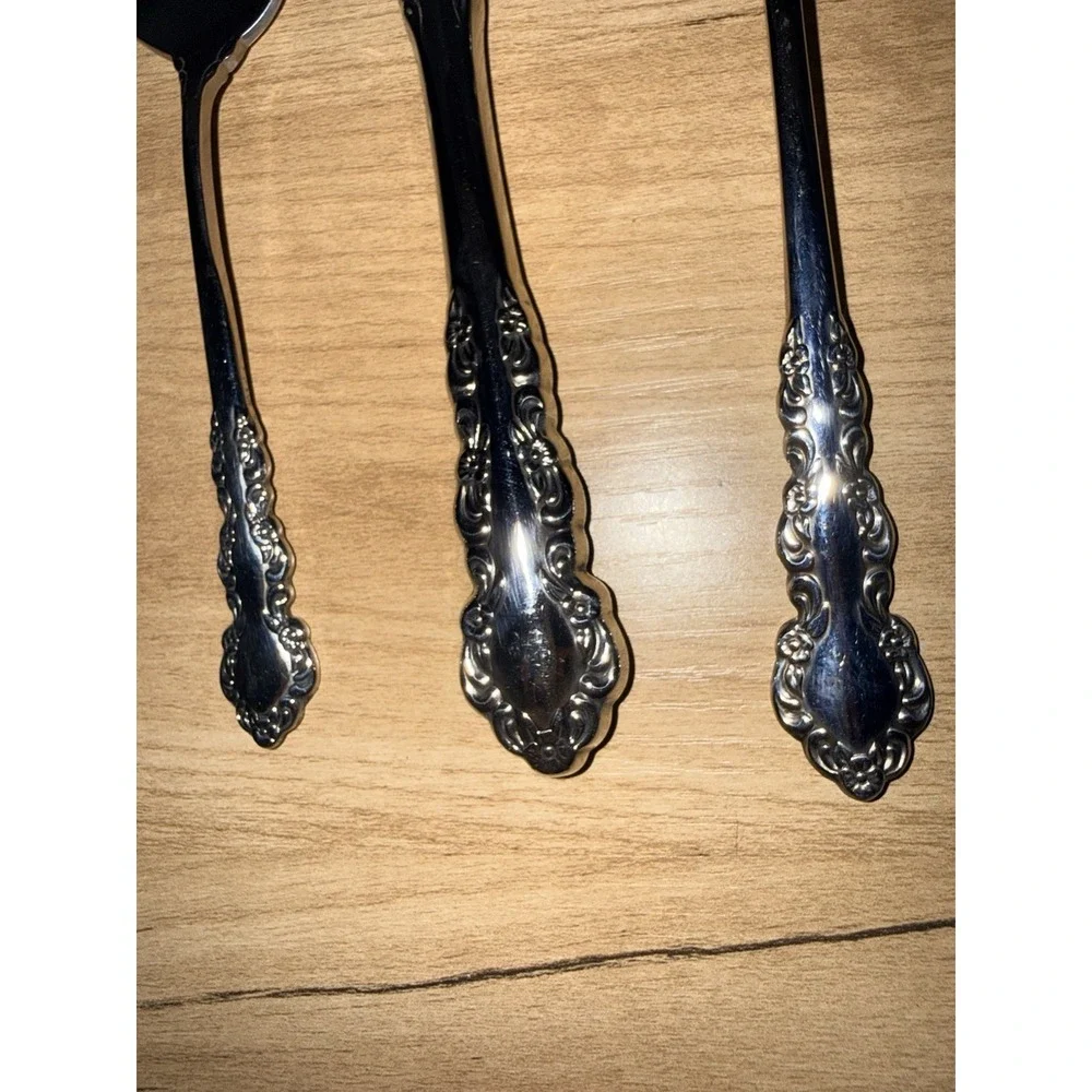 Set‎ Of 3  Oneida Cube SHELLEY Stainless Heirloom Knife Spook Fork NEW